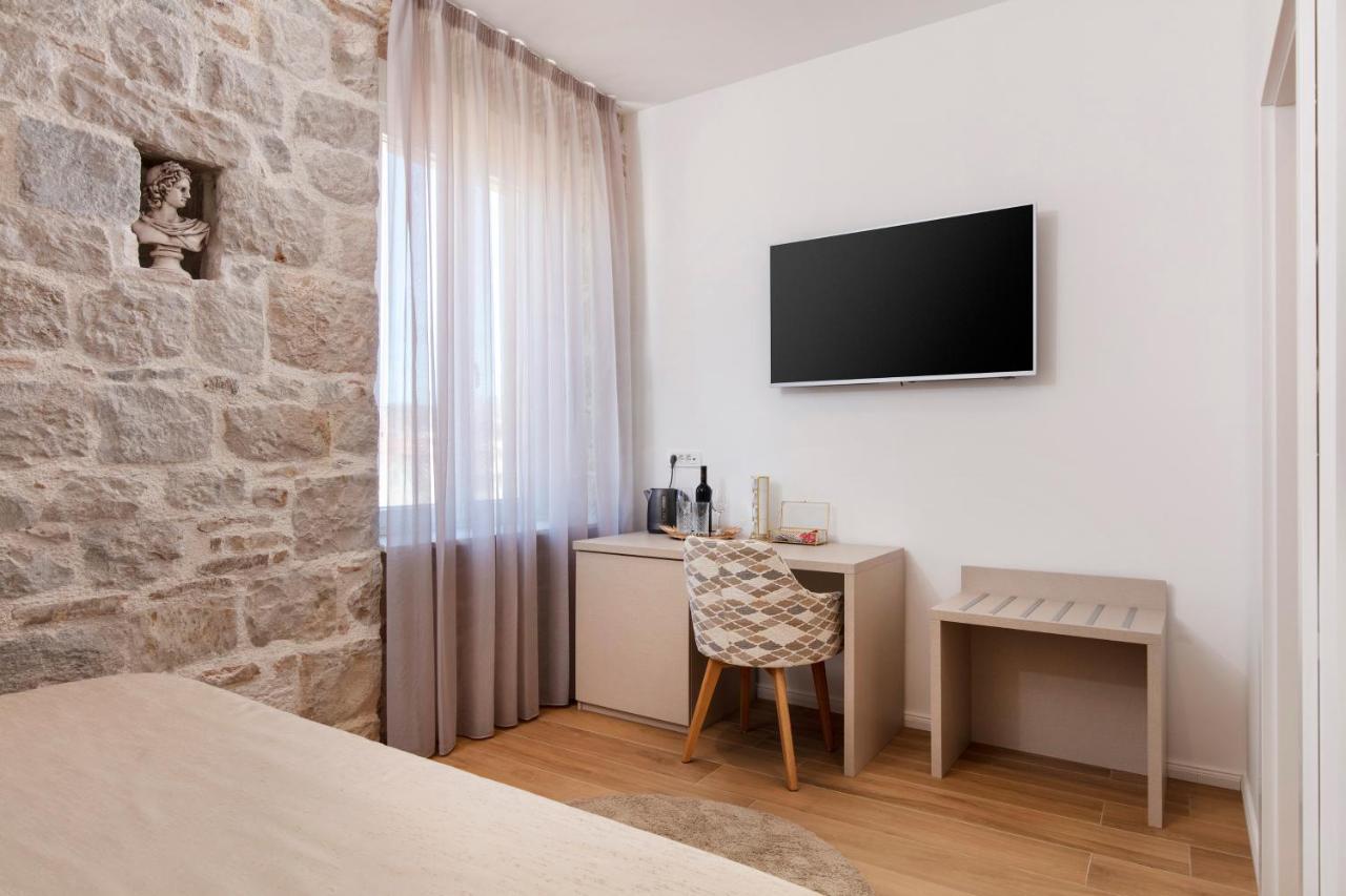 Luxury Rooms Spalatum Split Bagian luar foto
